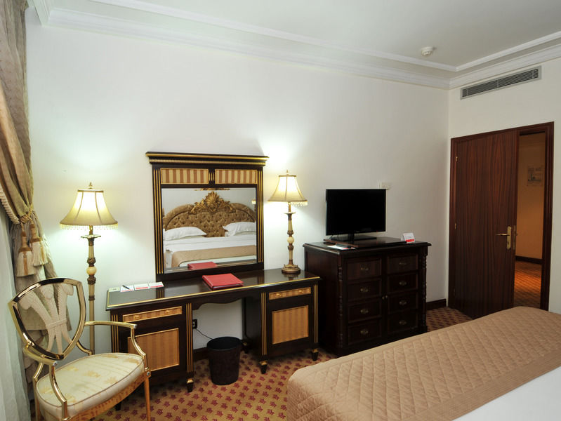 ホテル Ramada By Wyndham フェズ エクステリア 写真